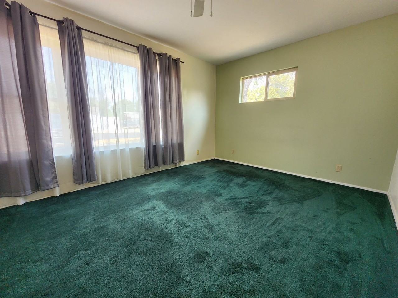 707 W Avenue J - Photo 4 of 12