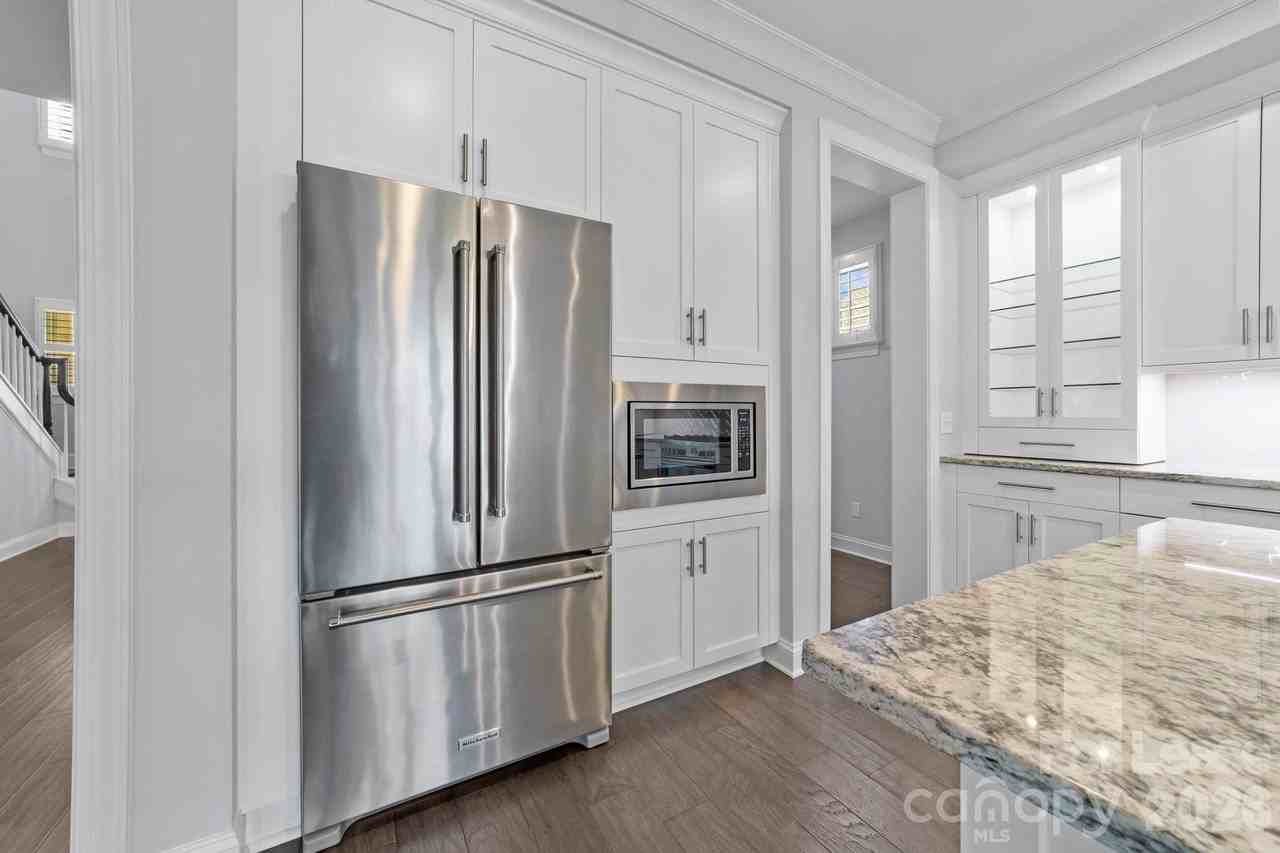 9541 Pacing Ln Nw - Photo 7 of 40