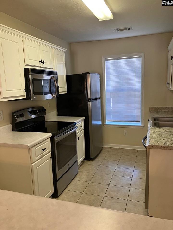 143 Cedar Glen Ln - Photo 2 of 9
