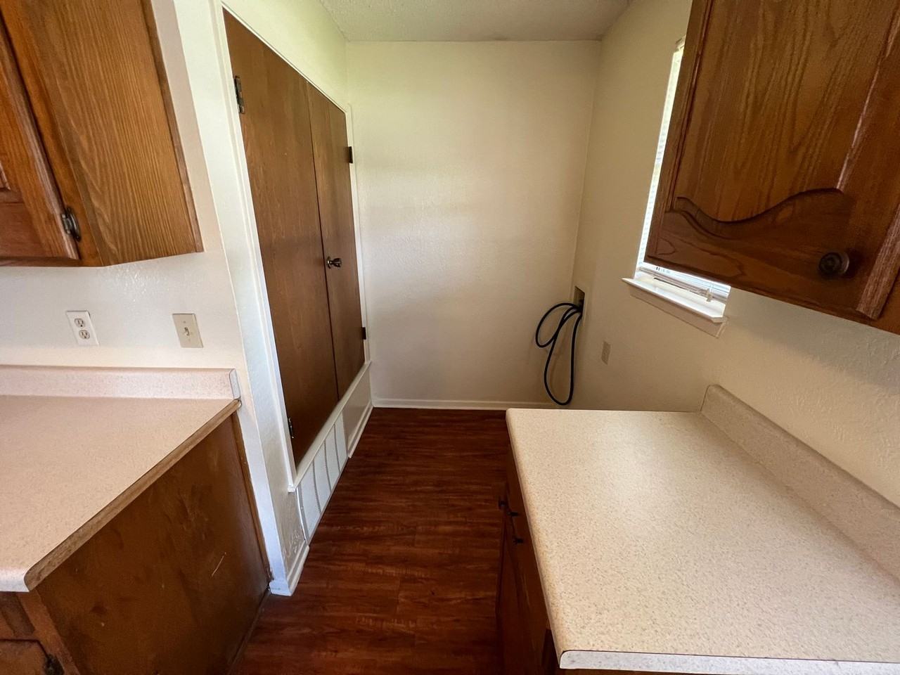 1417 Chapel Creek Rd - Photo 2 of 15