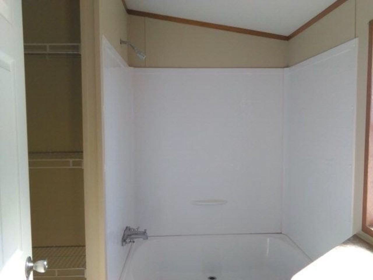 1315 N Jackson Ave - Photo 4 of 10