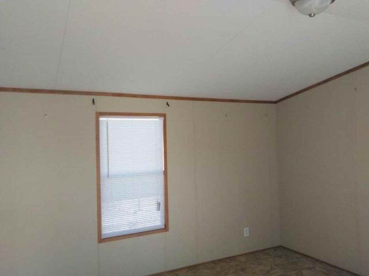 1315 N Jackson Ave - Photo 5 of 10
