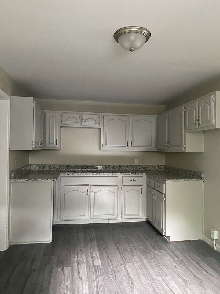 1520 33rd Street Ensley - Photo 3 of 8
