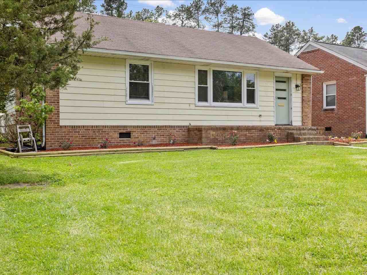 750 Hampton Rd - Photo 2 of 28