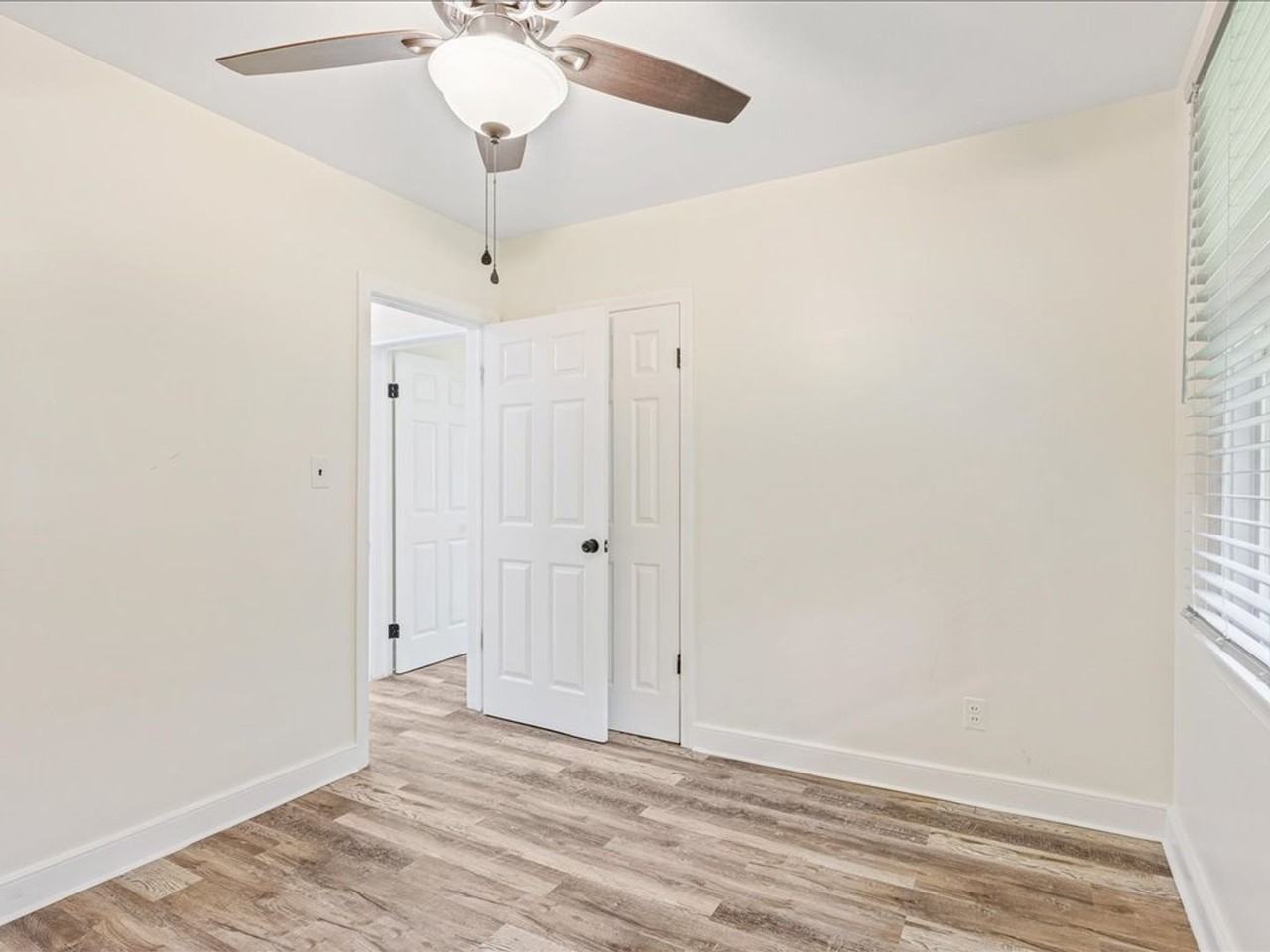 750 Hampton Rd - Photo 5 of 28