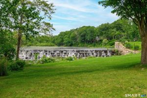 featured image of 69 Richmondville Ave