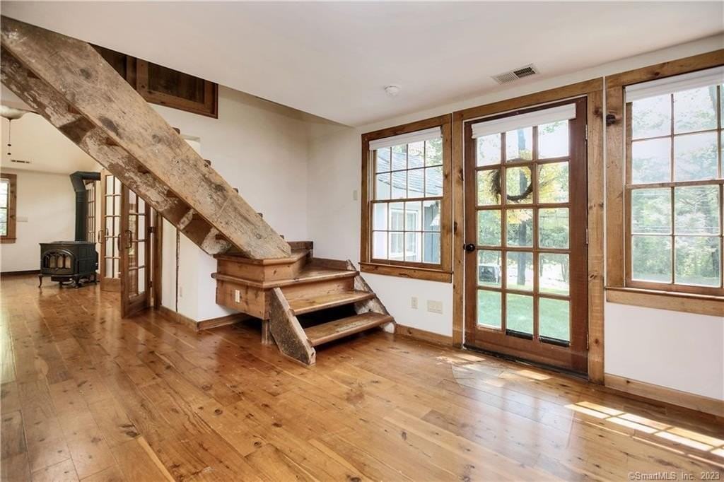 5 Old Mill Rd - Photo 5 of 40