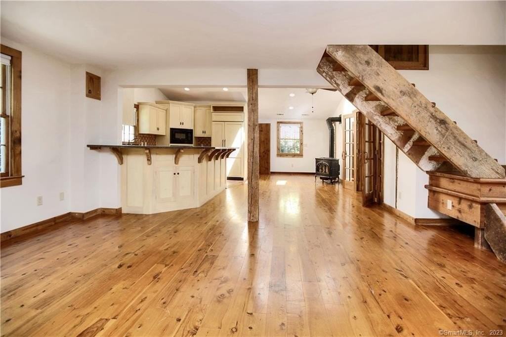5 Old Mill Rd - Photo 7 of 40