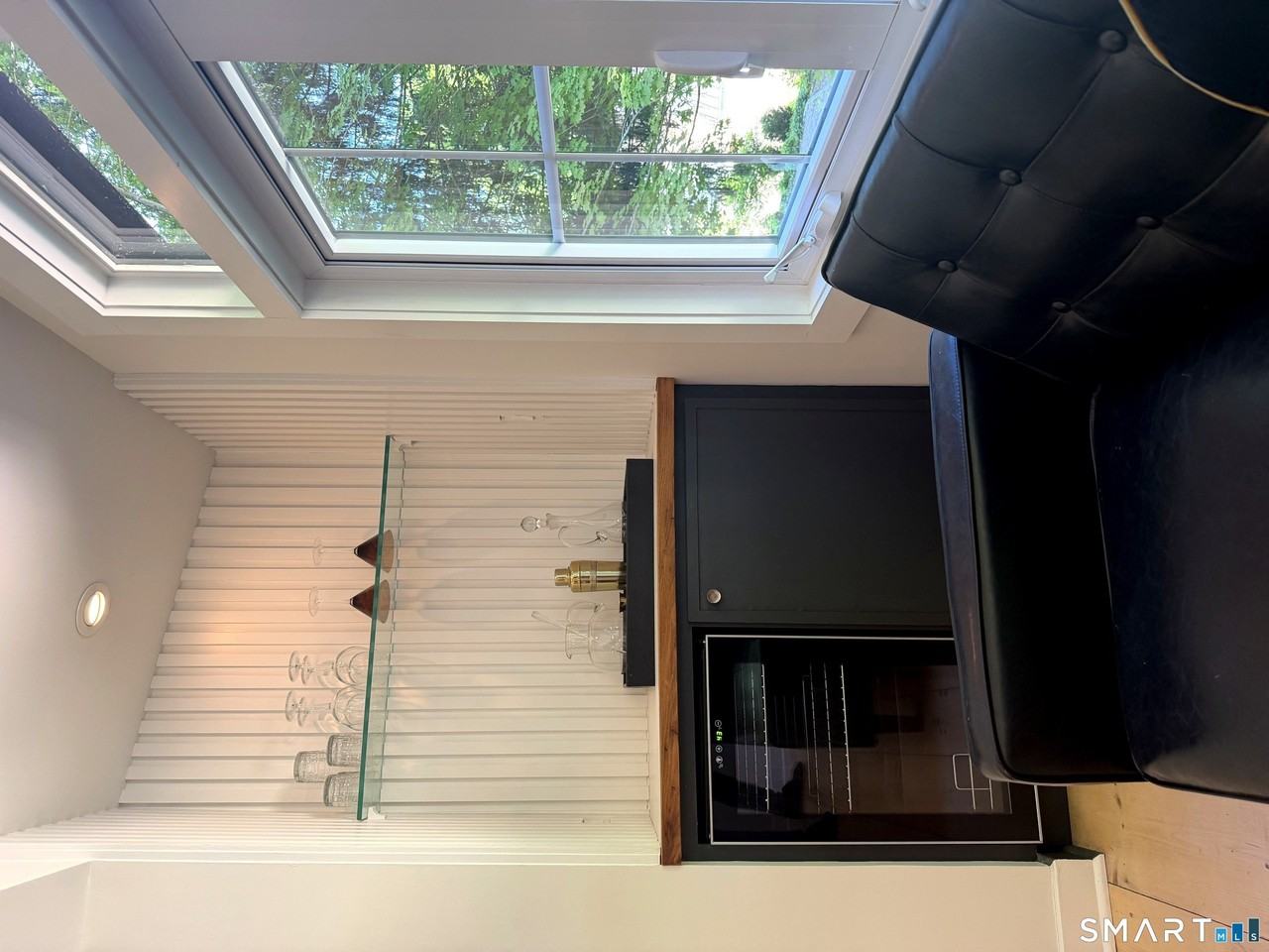 25 E Shore Rd - Photo 7 of 23