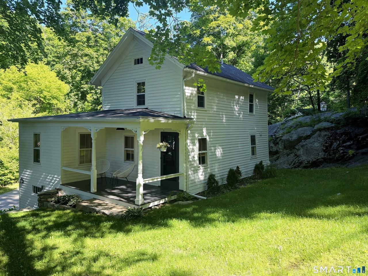 25 E Shore Rd - Photo 2 of 23