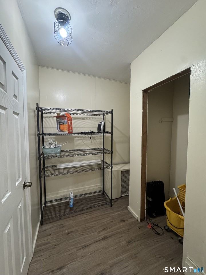 18 Woolsey St - Photo 5 of 5