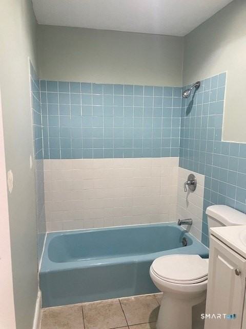 647 Union Ave #2 - Photo 6 of 7