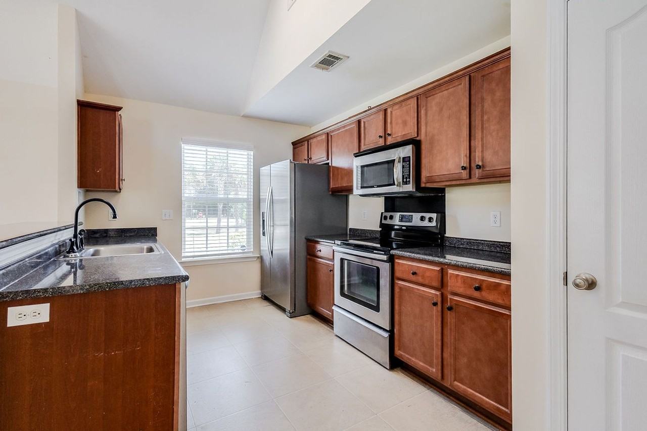 16 Castello Ave - Photo 2 of 35