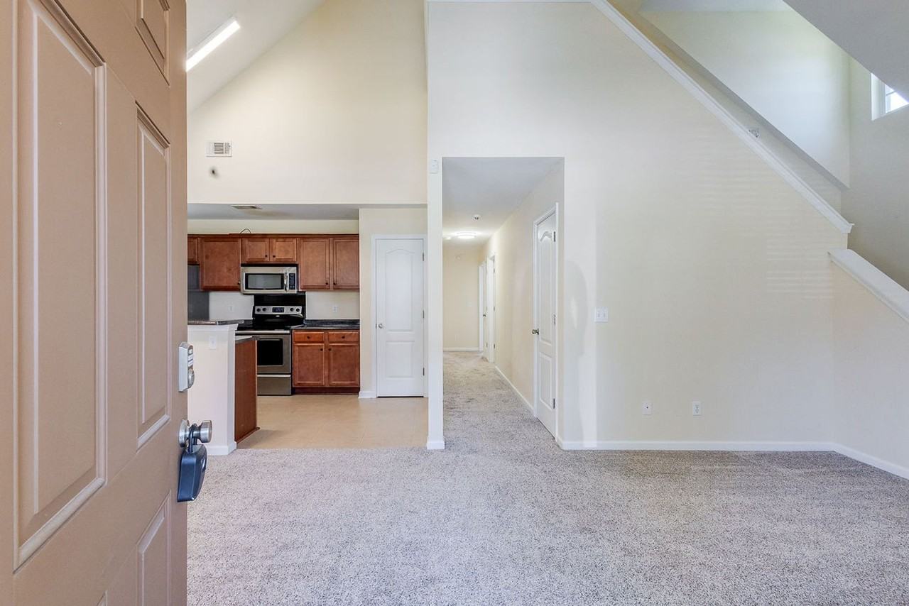 16 Castello Ave - Photo 5 of 35
