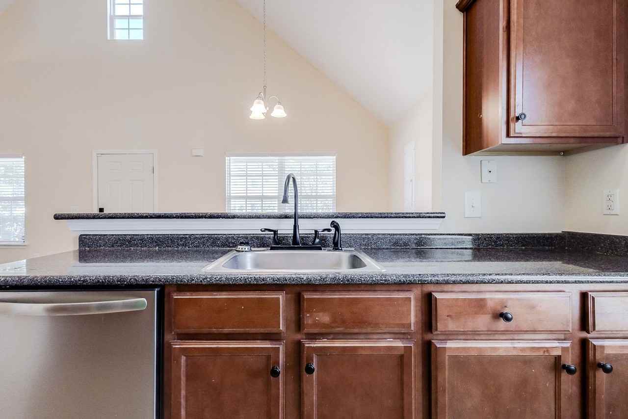 16 Castello Ave - Photo 6 of 35