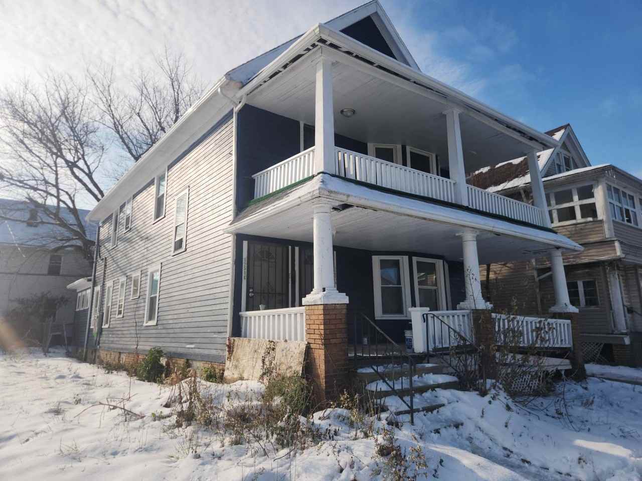 12514 Locke Ave - Photo 3 of 50