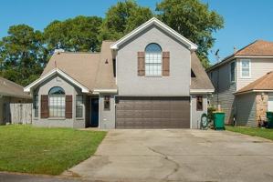 featured image of 1066 Windmill Dr