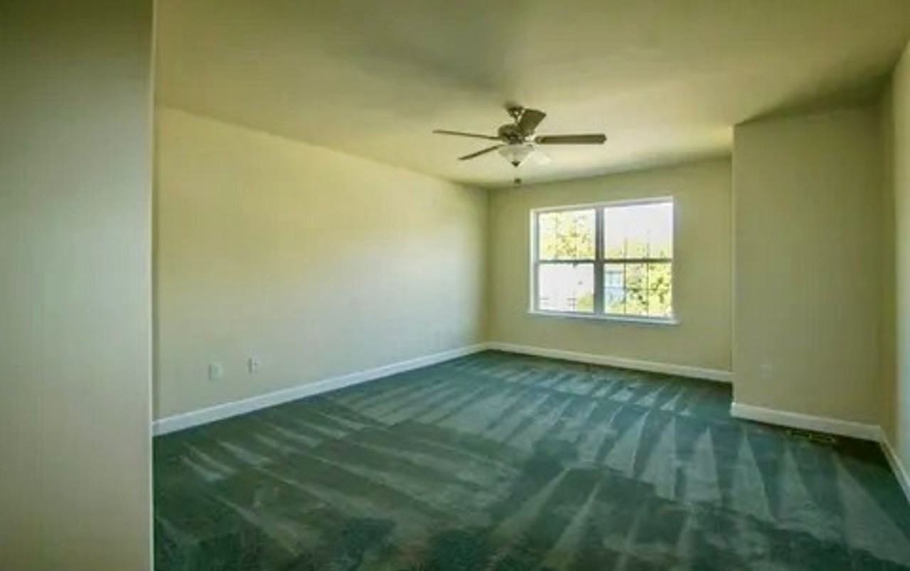 1230 Beaumont Ave - Photo 6 of 11