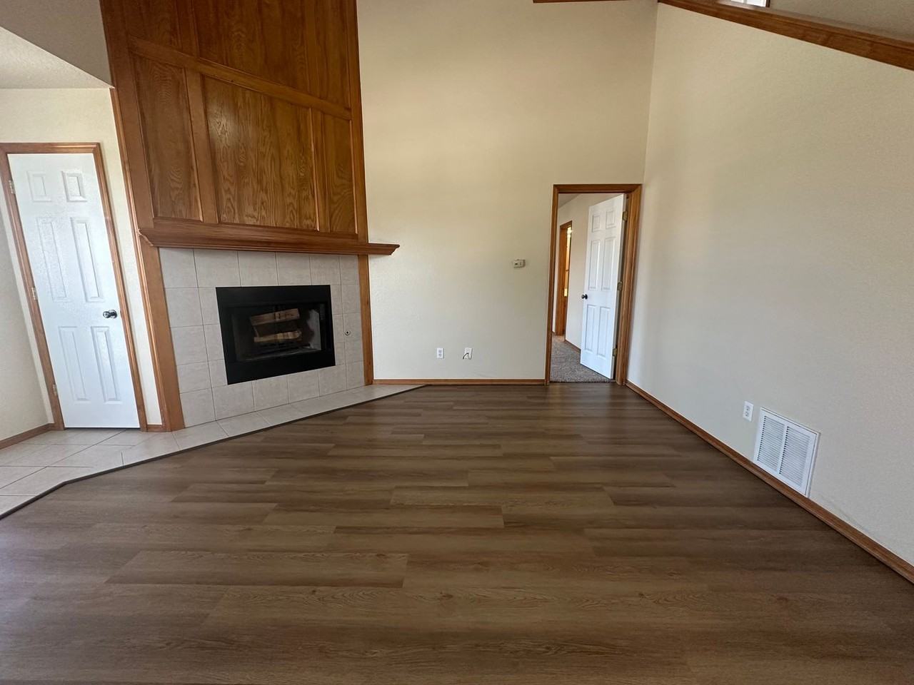 1427 Sw 23rd St - Photo 6 of 32
