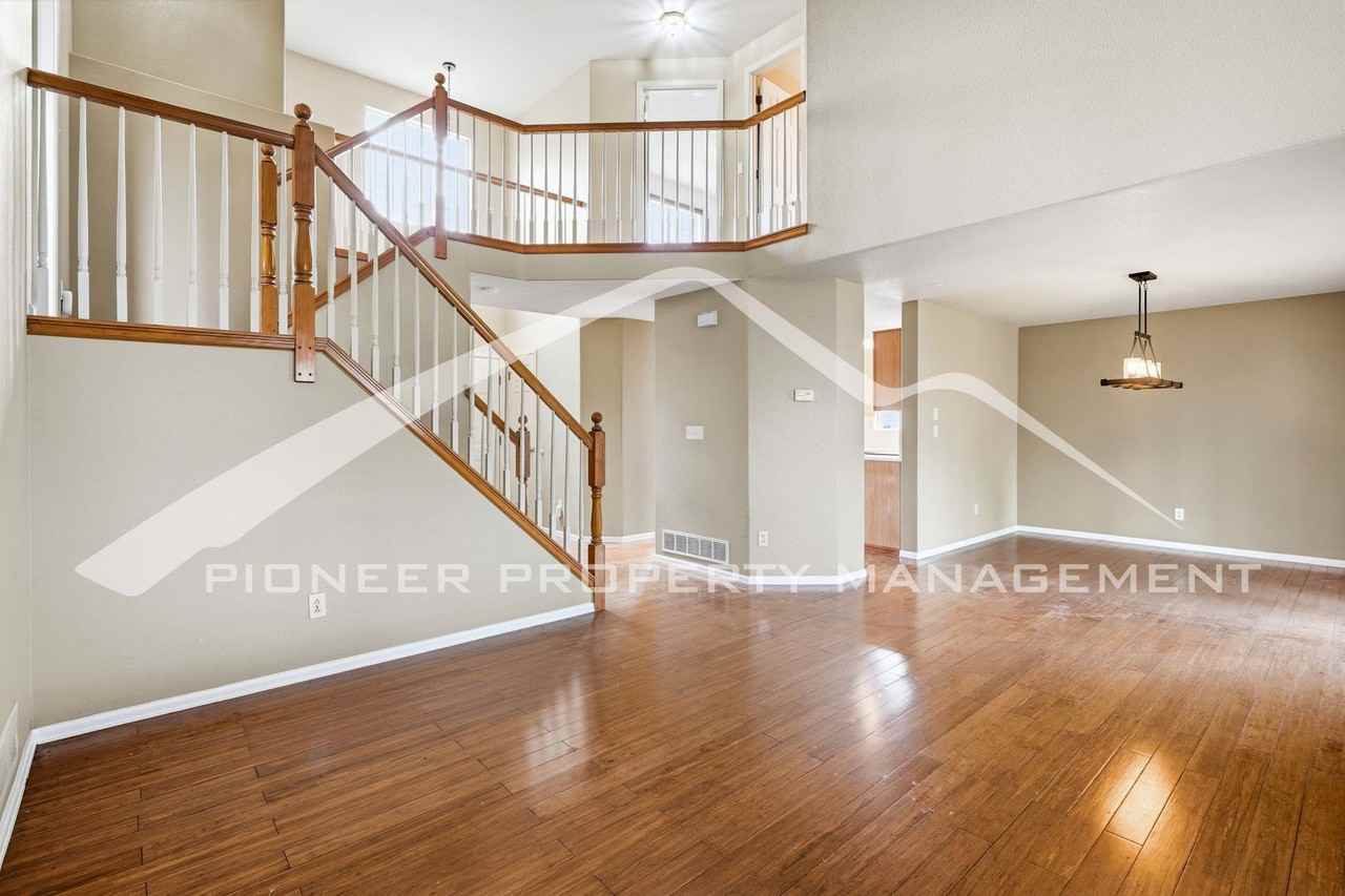 2309 Flagstaff Dr - Photo 5 of 35