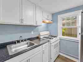 featured image of 24 Begonia St