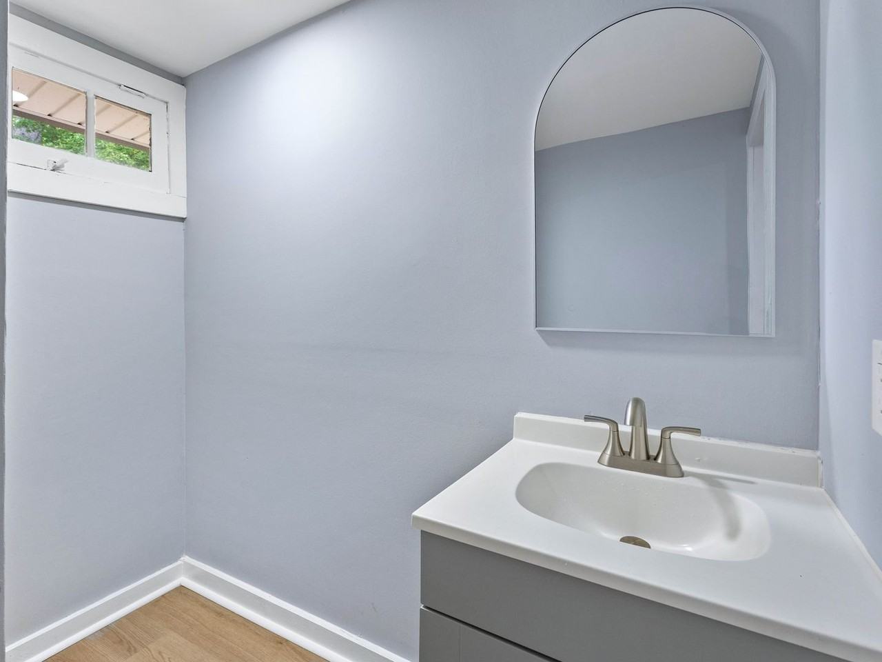 24 Begonia St - Photo 3 of 20