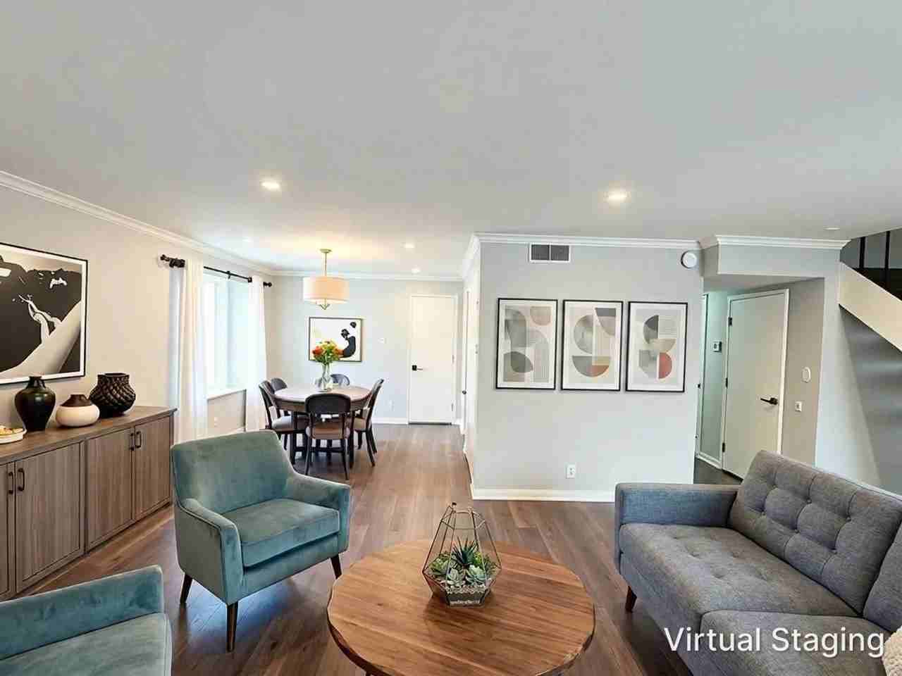 872 Cabot Ln - Photo 2 of 33
