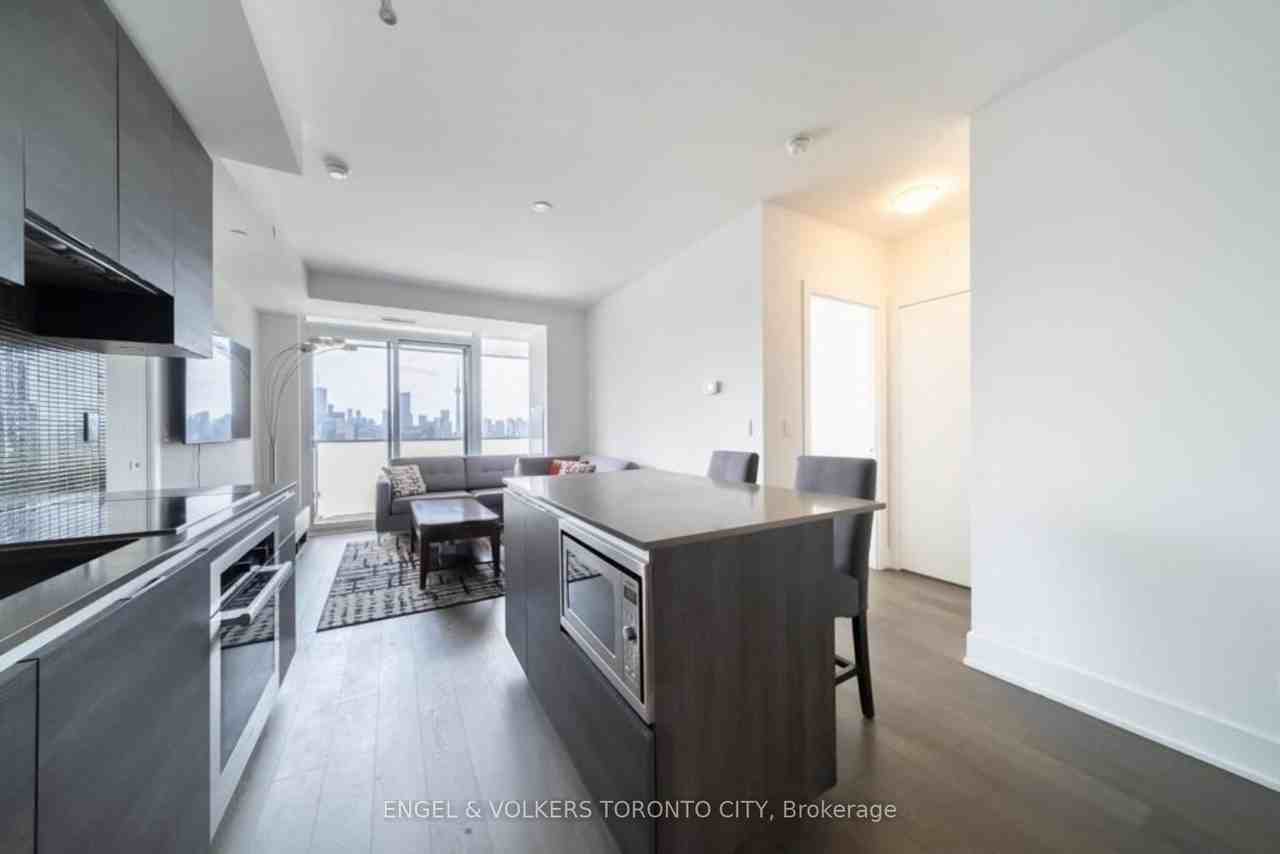 200 Exhibit Condo - Photo 4 of 37