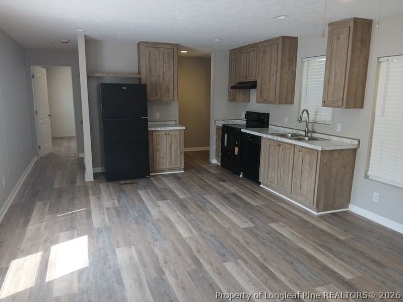 398 Bainbridge Ct - Photo 2 of 2