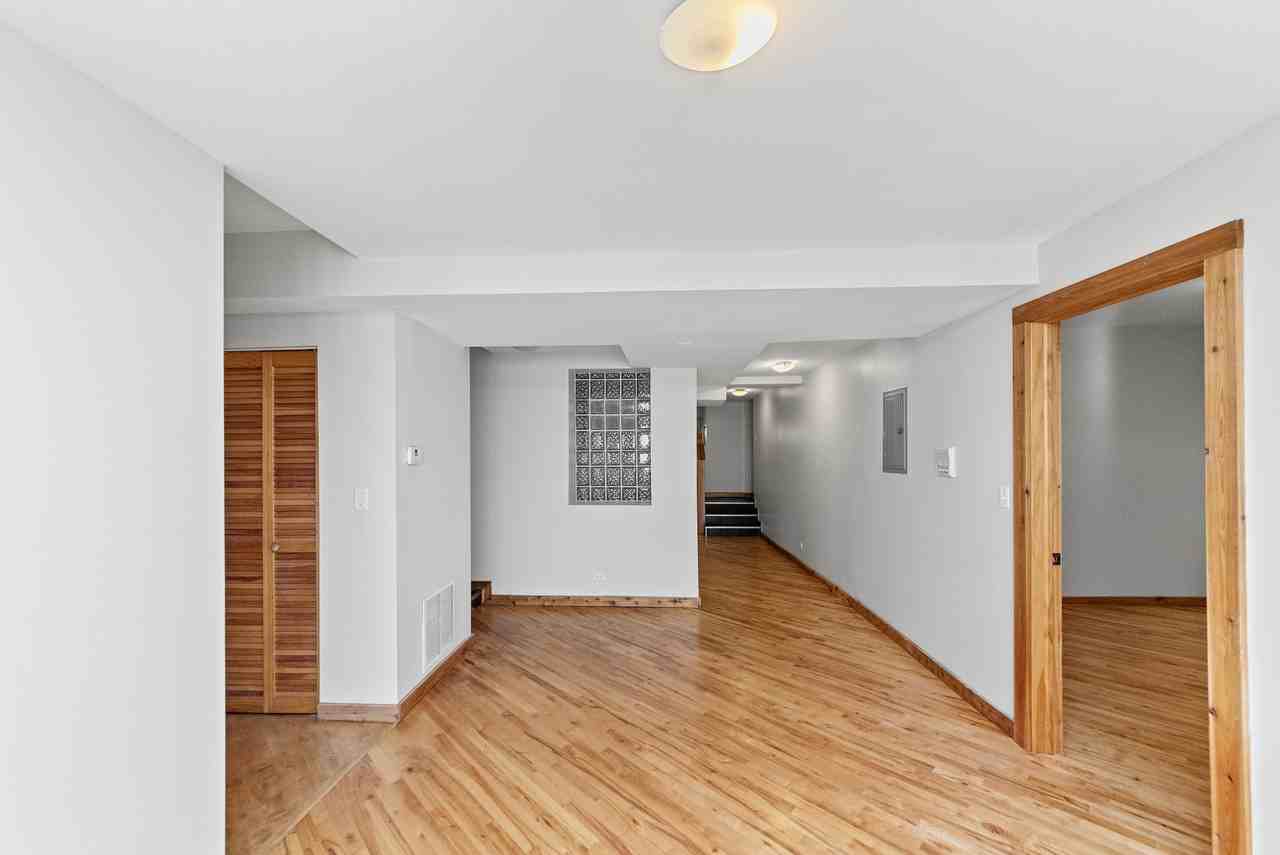 1118 E Hyde Park Blvd #1128GS - Photo 5 of 19