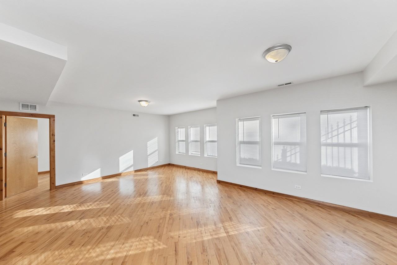 1118 E Hyde Park Blvd #1128GS - Photo 6 of 19