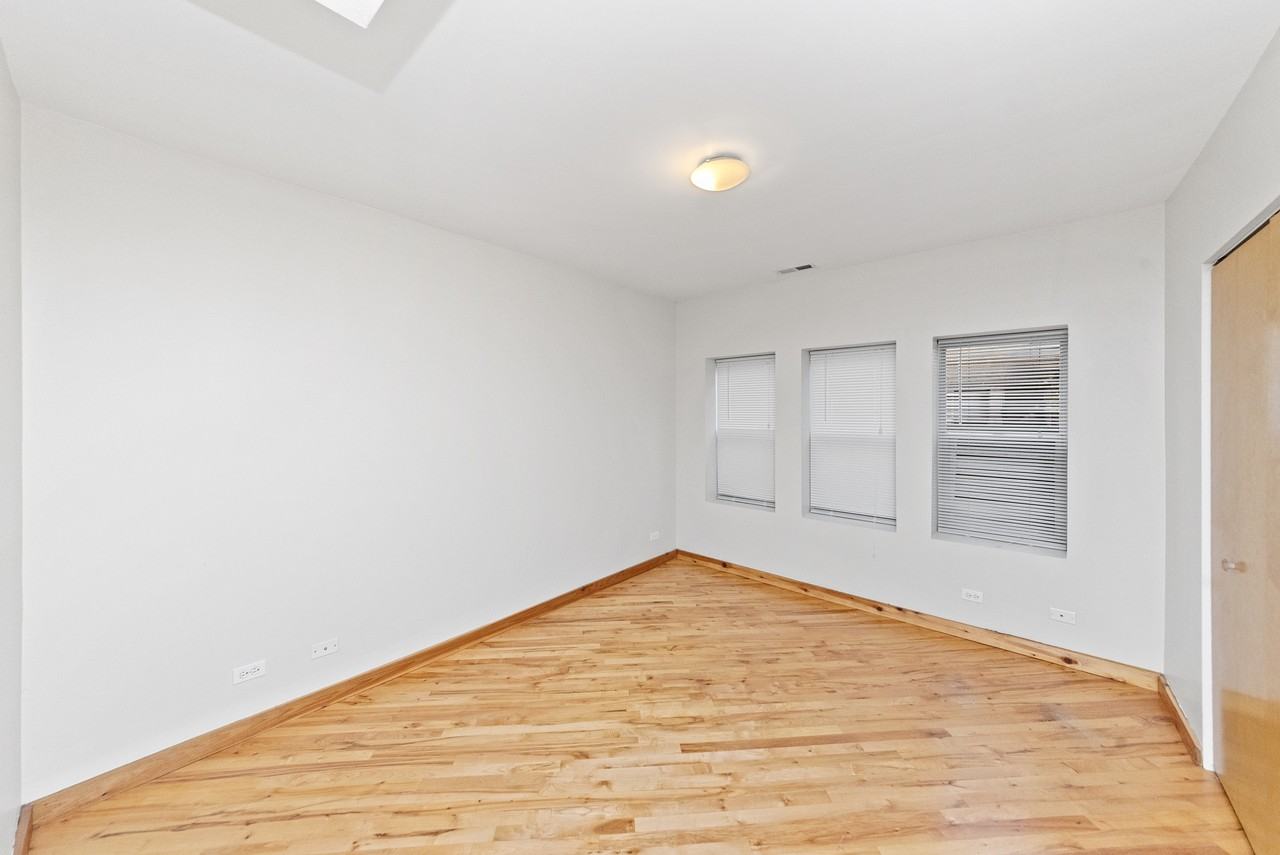 1118 E Hyde Park Blvd #1128GS - Photo 7 of 19
