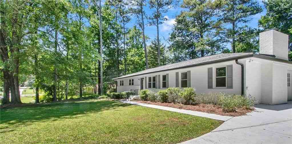 1348 Ridgewood Dr Sw - Photo 5 of 22