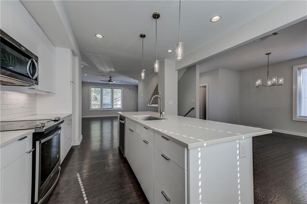 415 Gartrell St Se #7 - Photo 5 of 44