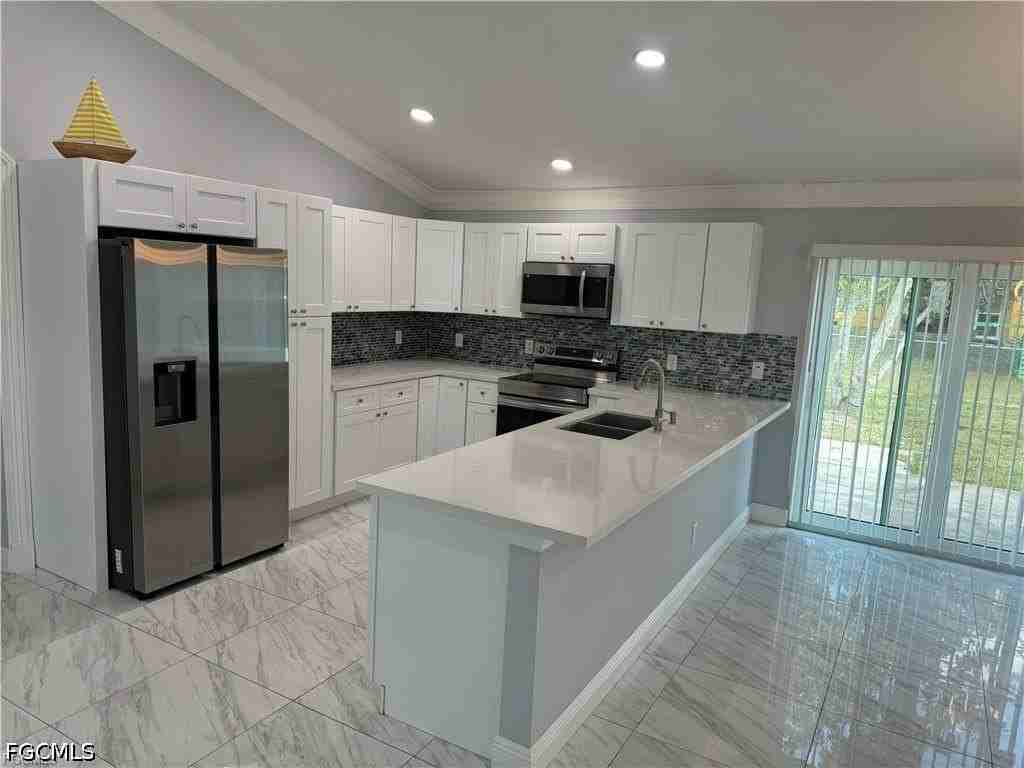4701 Connie Ave S - Photo 5 of 23