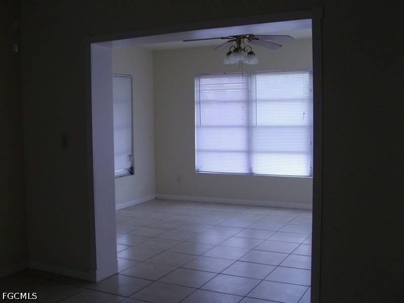 217 Jayview Ave - Photo 7 of 11