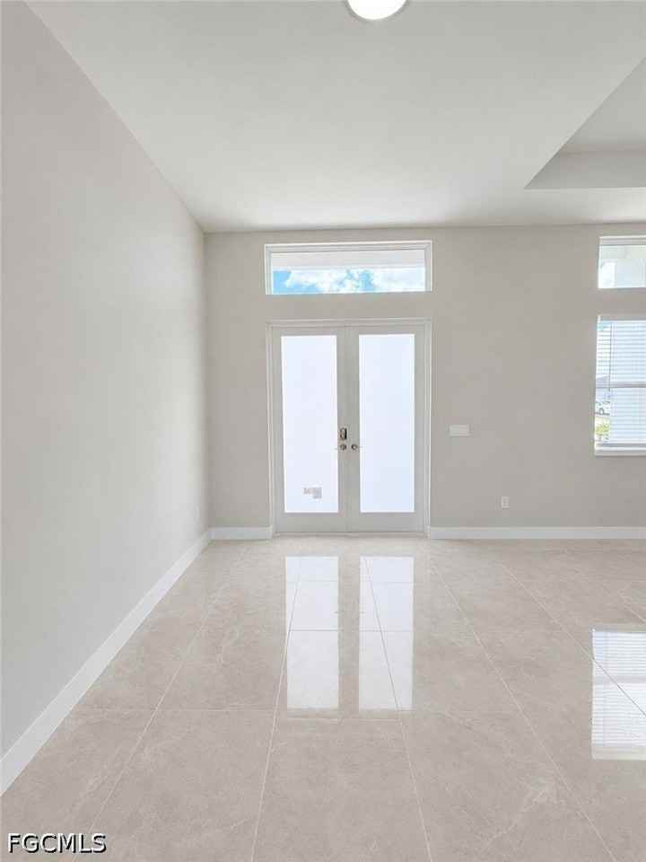 2116 Ne 22nd Ave - Photo 3 of 40