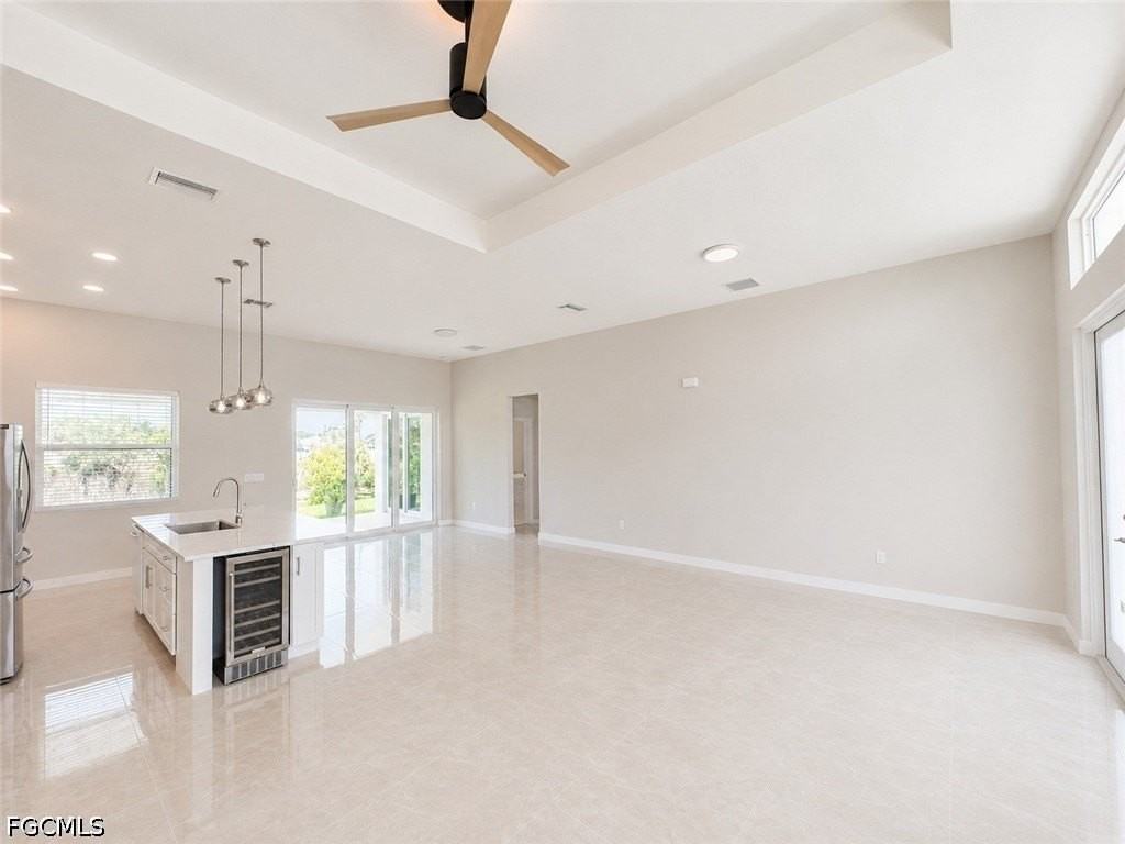 2116 Ne 22nd Ave - Photo 6 of 40