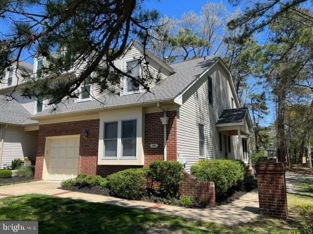 406 Williamsburg Ct - Photo 2 of 22