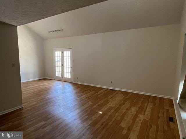 406 Williamsburg Ct - Photo 3 of 22