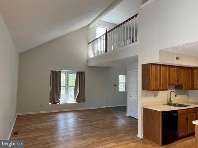 406 Williamsburg Ct - Photo 5 of 22