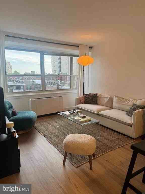1806 Rittenhouse Sq #606R - Photo 2 of 19