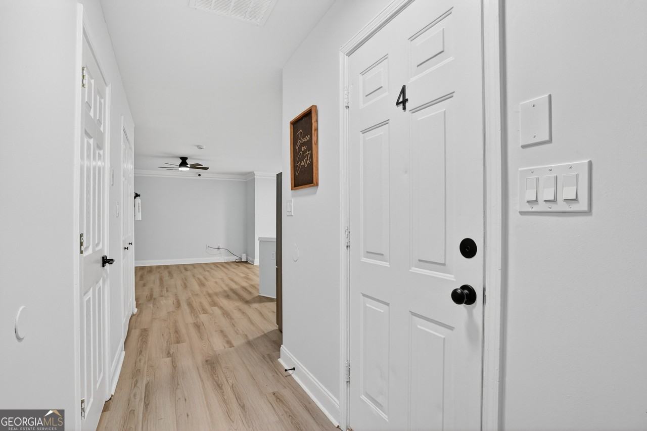 312B Louise Ln #4 - Photo 6 of 32