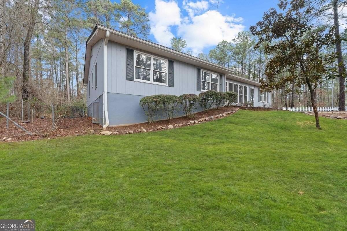 1881 Armour Bridge Rd - Photo 4 of 45