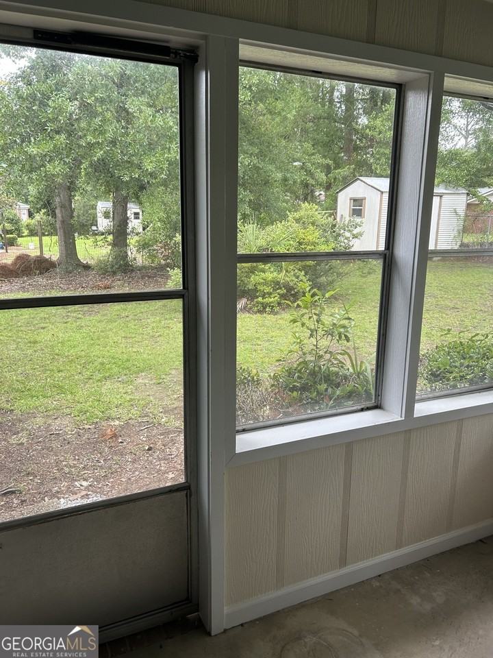 809 Penn Pl - Photo 4 of 11