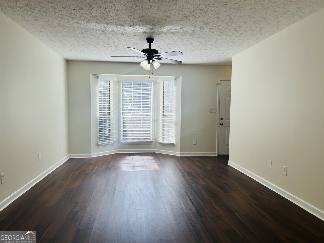 314 Harwell Ave #06 - Photo 7 of 26