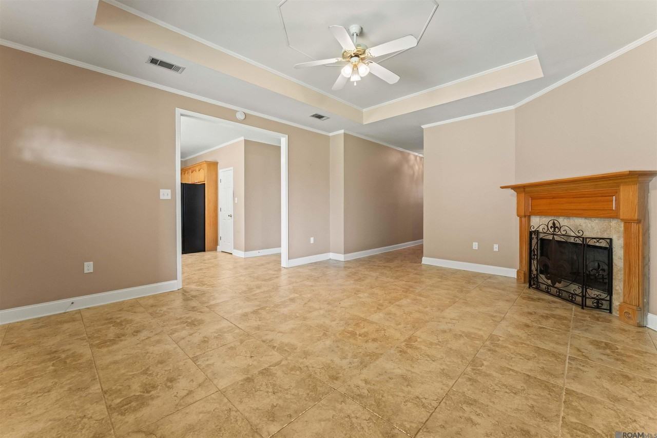 18606 Perkins Oak Rd - Photo 5 of 19