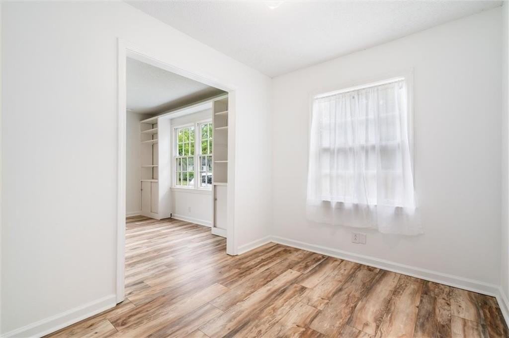 2507 Taylor Ave - Photo 7 of 20