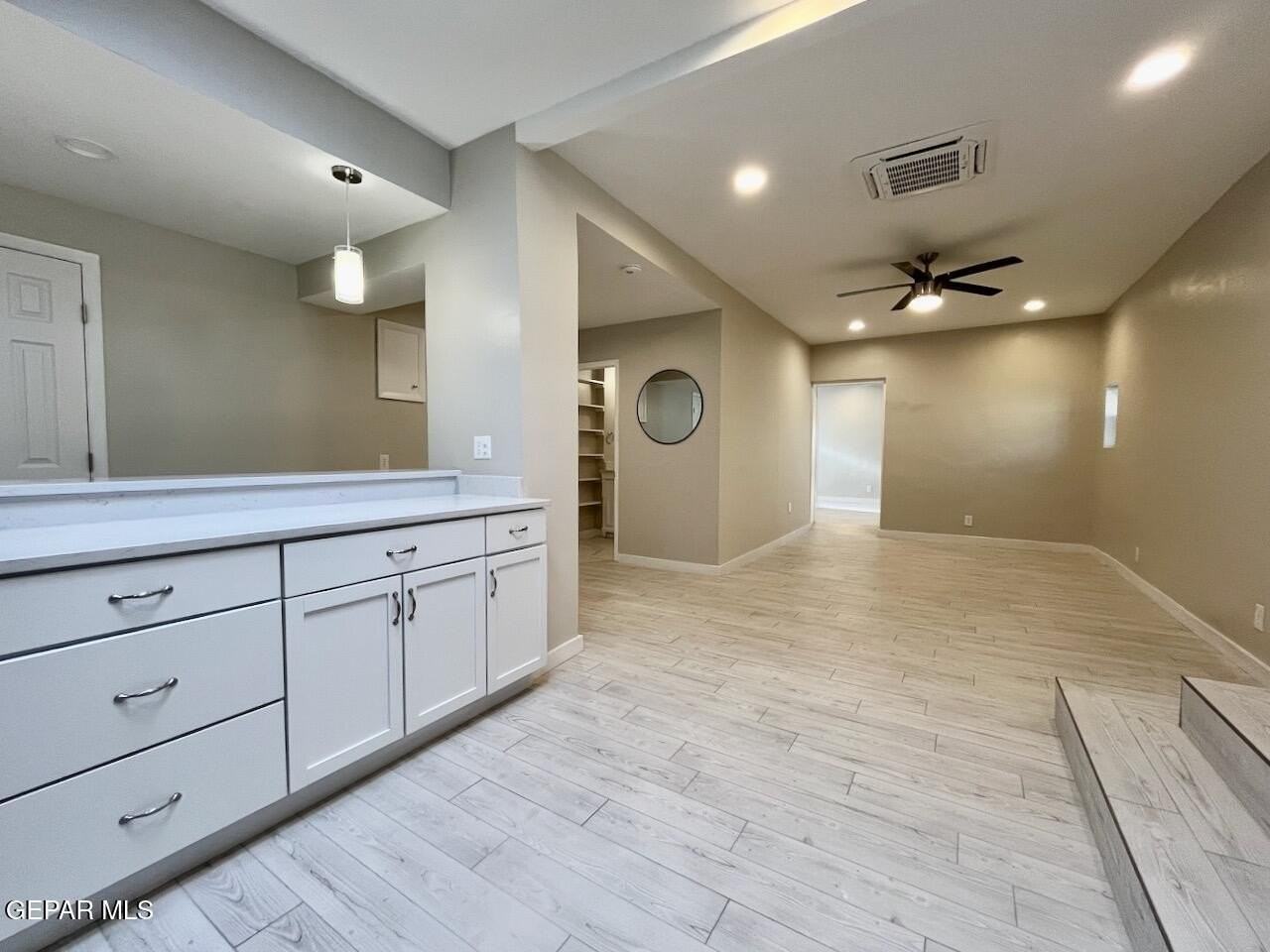 401 Blacker Ave #B - Photo 3 of 19