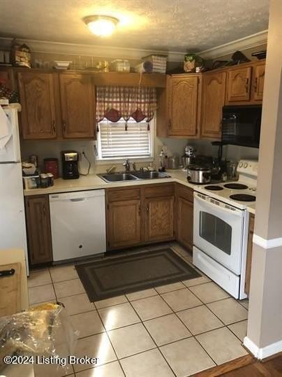 2516 Hermitage Way - Photo 4 of 14